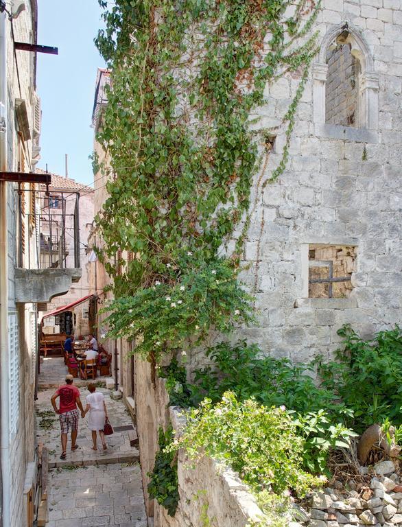 White House Apartments Korčula Стая снимка